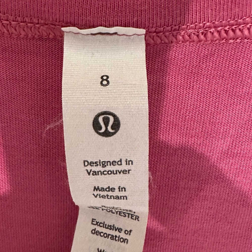 ๐ Lululemon Round Two Tank ๐ - Picture 2 of 3